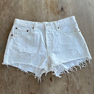Levi’s White 501 Cutoffs 27